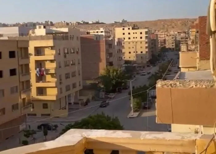 فوق الهضبة